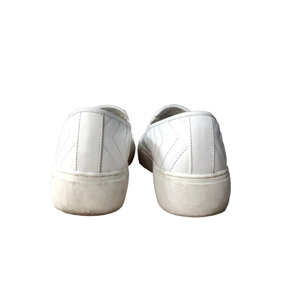WILD PAIR Womens White Milann Toe Platform Slip On Athletic‎ Sneakers 9.5